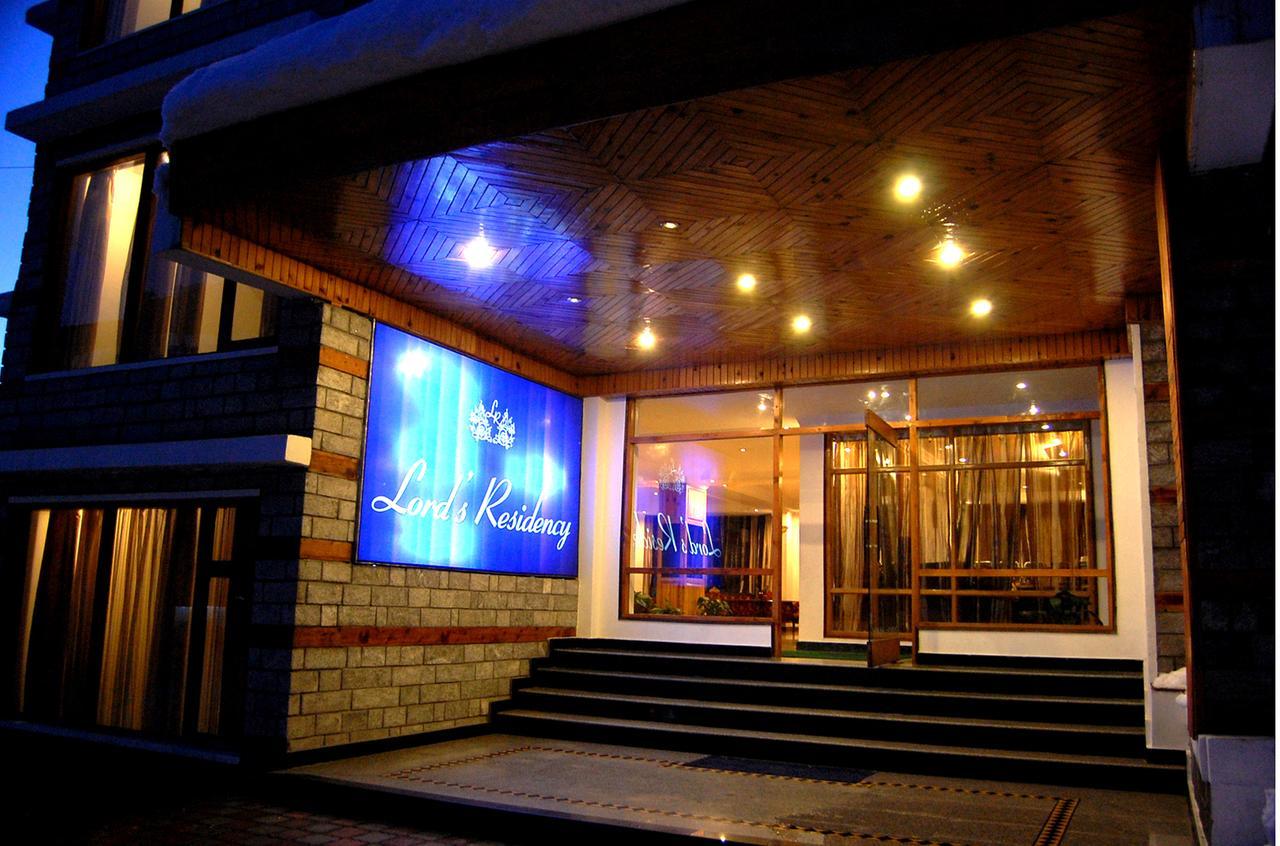 Lords Residency Hotel Manali  Bagian luar foto